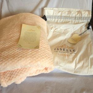 Isselle Vail Faux Fur Luxury Throw- Pink Blush